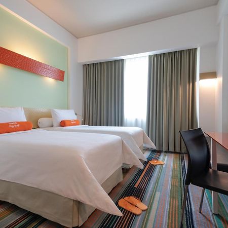 Harris Hotel & Convention Festival Citylink Bandung Exterior foto