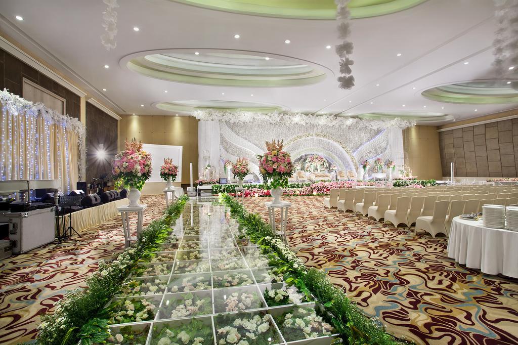 Harris Hotel & Convention Festival Citylink Bandung Exterior foto